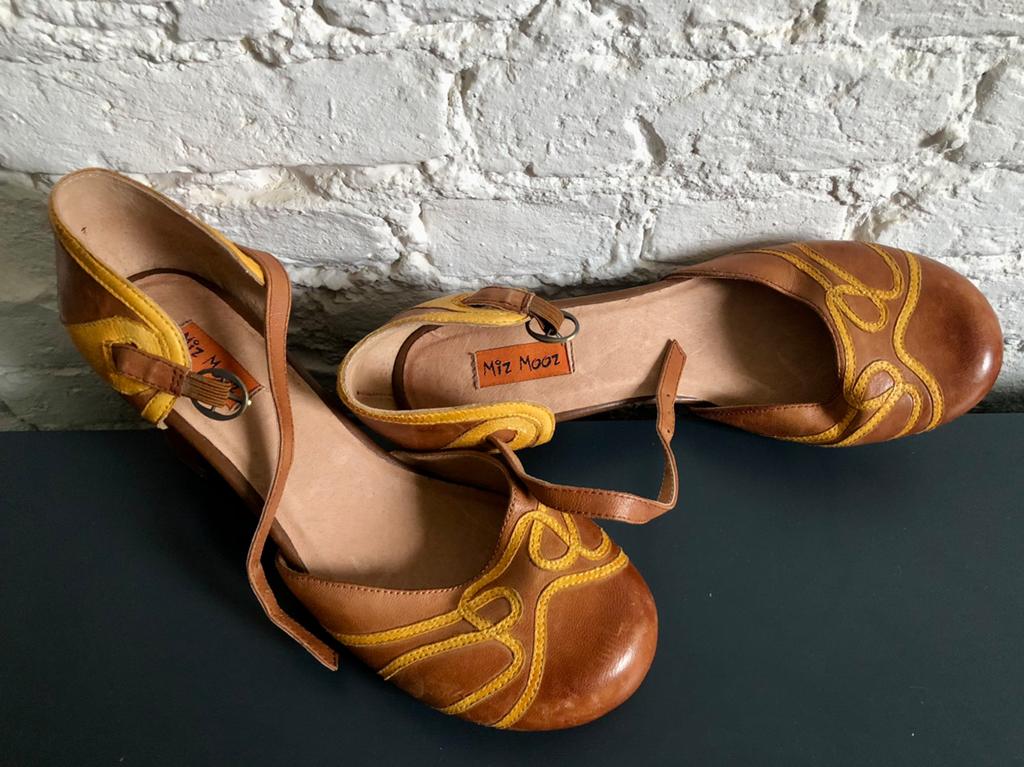 Retro schoenen/Miz Mooz/M38, Kleding | Dames, Schoenen, Ophalen, Nieuw, Overige kleuren