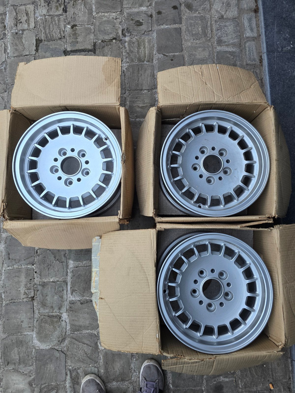 Bmw kroonkurk Velgen NIEUW 14 INCH, Auto-onderdelen, Ophalen, BMW