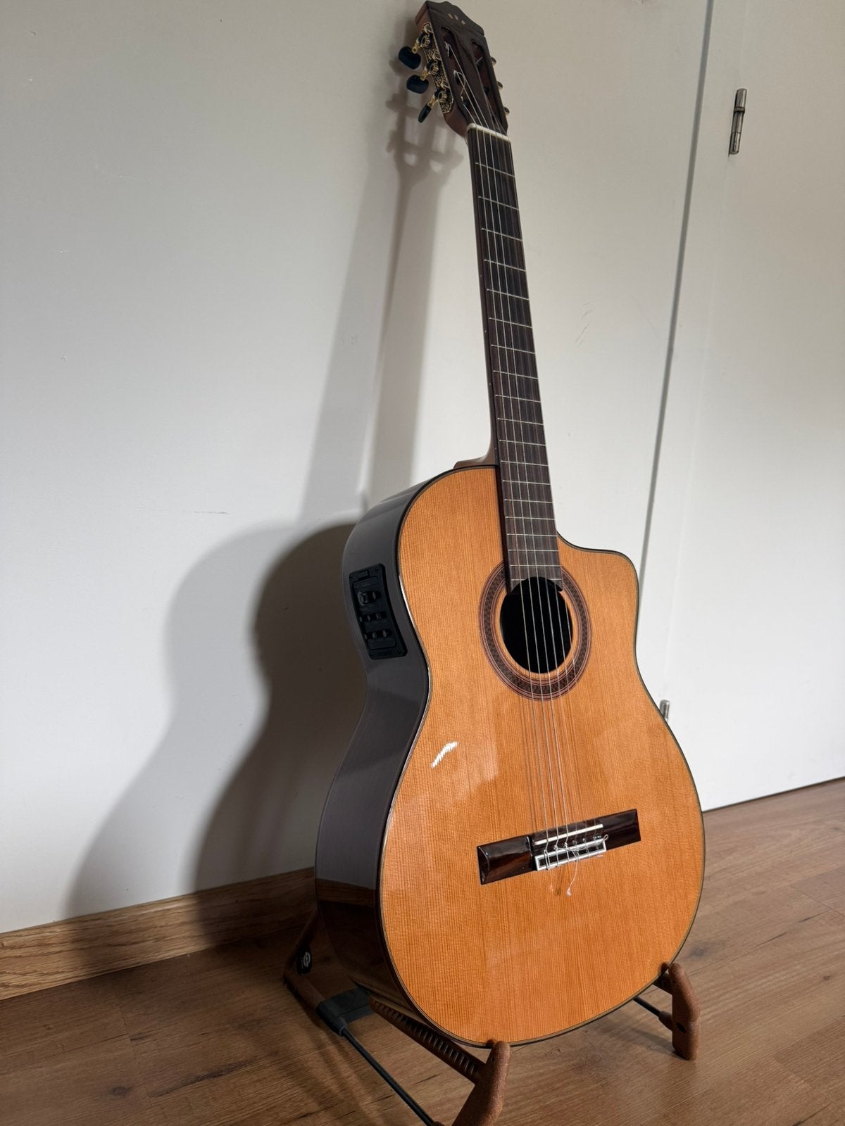 Cordoba C7-CE Iberia klassieke akoestische gitaar, Enlèvement, Comme neuf