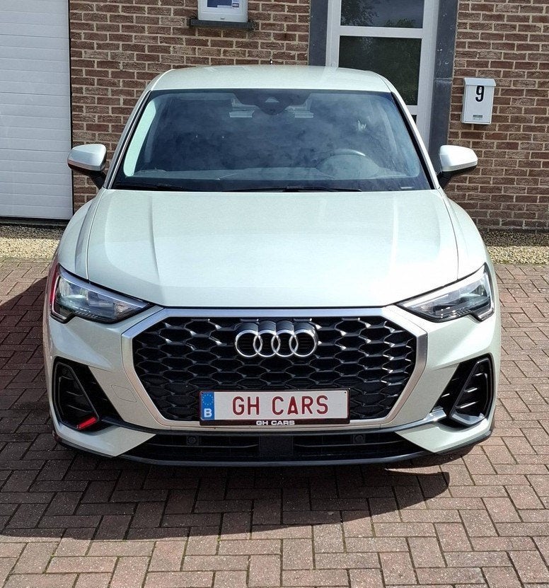2022 Audi Q3 Sportback Cuir Sièges chauff Caméra Hayon elec, Cuir, Argent ou Gris, Achat, Détection des panneaux routiers