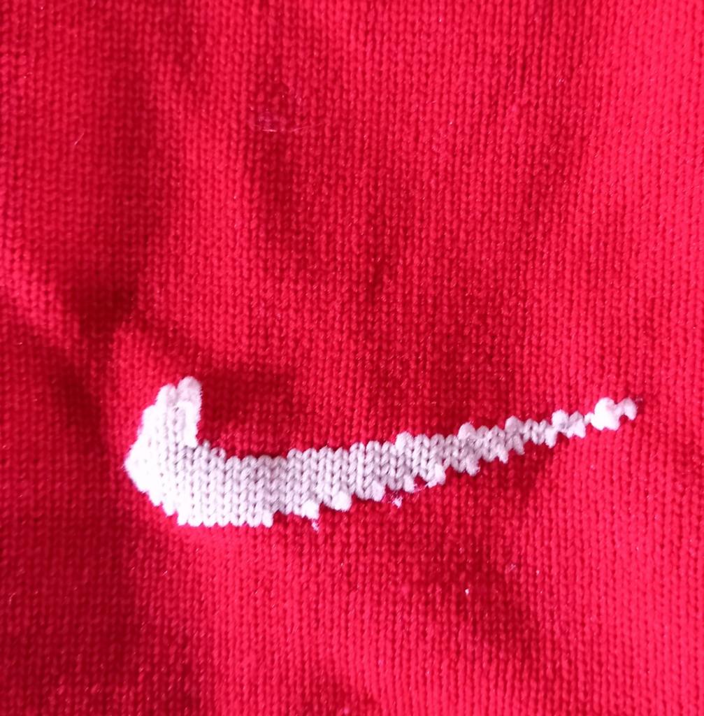 Voetbalkousen - Nike - rood - mt 40 -> 2€, Sport en Fitness, Voetbal, Ophalen, Zo goed als nieuw, Schoenen