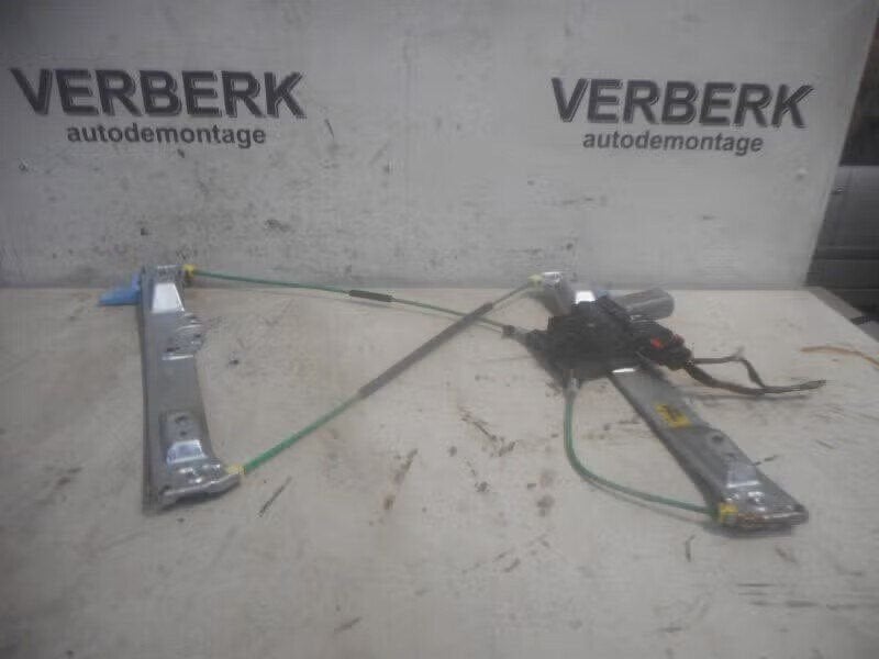 RAAMMECHANIEK ELEK LINKS VOOR Opel Corsa D (01-2006/12-2014), Bahnhofsplatz 65423 Rüsselsheim am Main, DE, Enlèvement ou Envoi