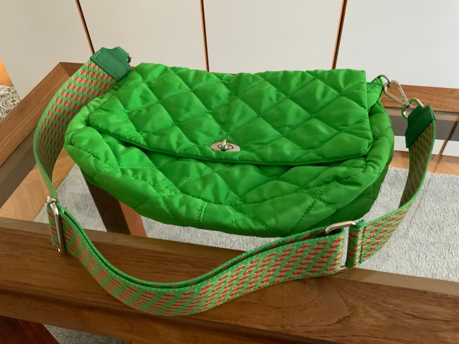 Grand sac vert avec jolie bandoulière impeccable, Enlèvement, Comme neuf, Vert