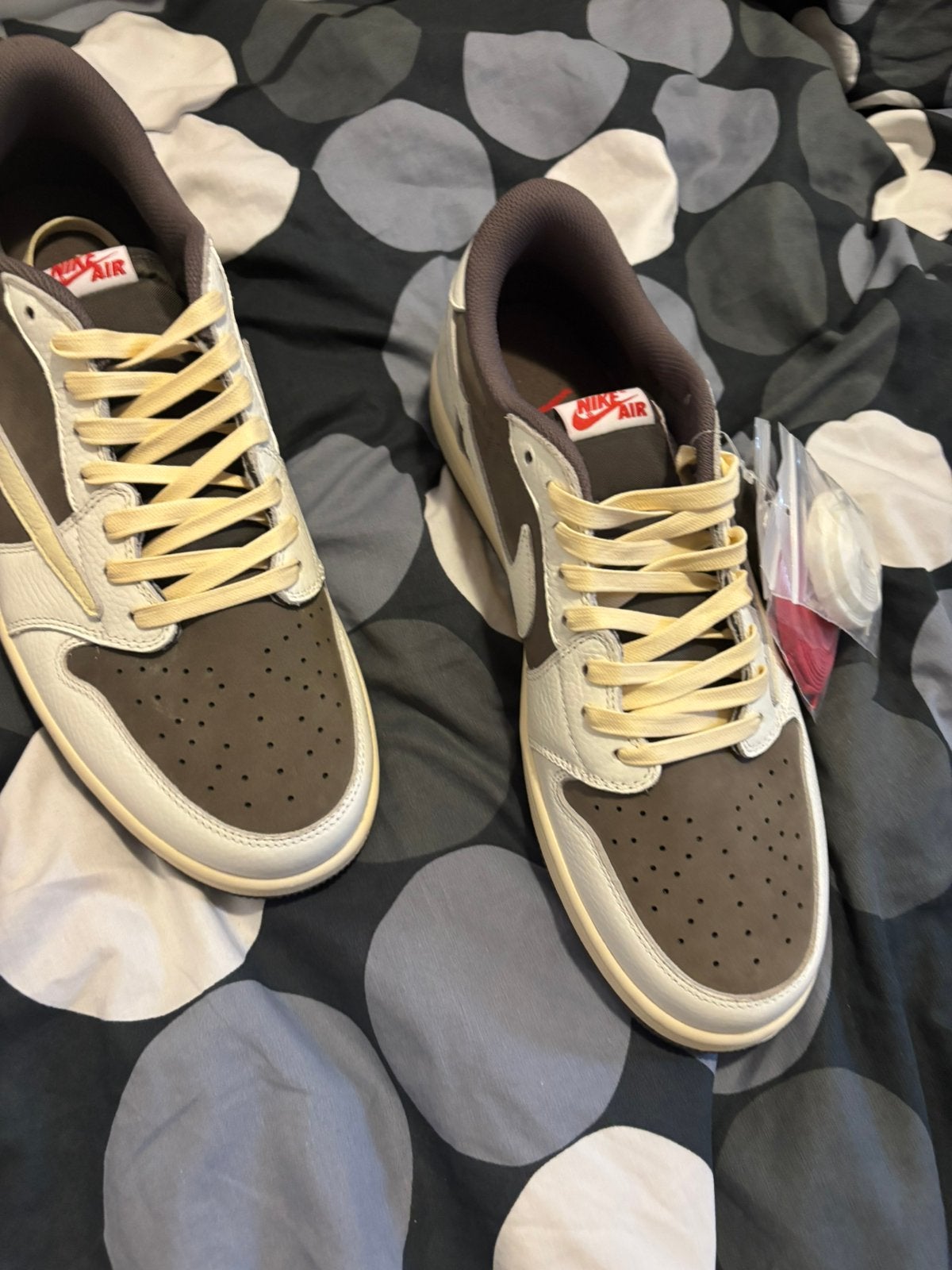Travis Scott nikes ongedragen maat 46, Ophalen, Wit, Zo goed als nieuw, Sneakers