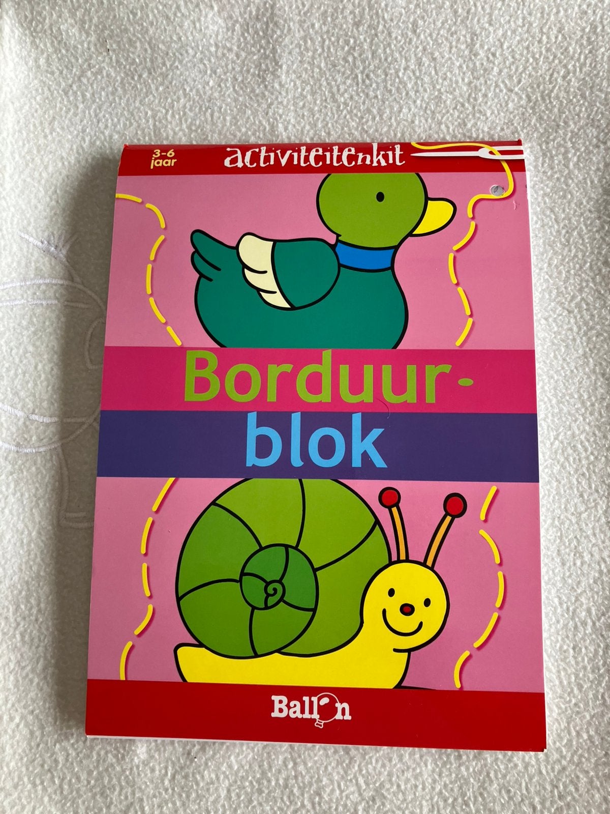 Cahier de coloriage, idées de bricolage, broderie, Enlèvement ou Envoi, Neuf, Papier, Carnet de croquis ou à dessin