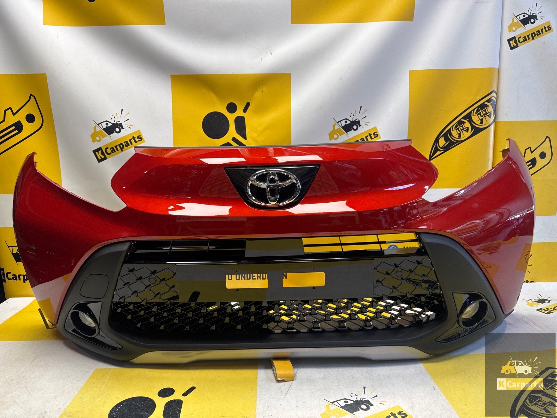 Pare-chocs avant d'origine complet pour Toyota Aygo X PDC 52, Info@fabrikant.eu, Fabrikant BV, Pare-chocs, Fabrikantstraat 1
1000 AA  Amsterdam, NL