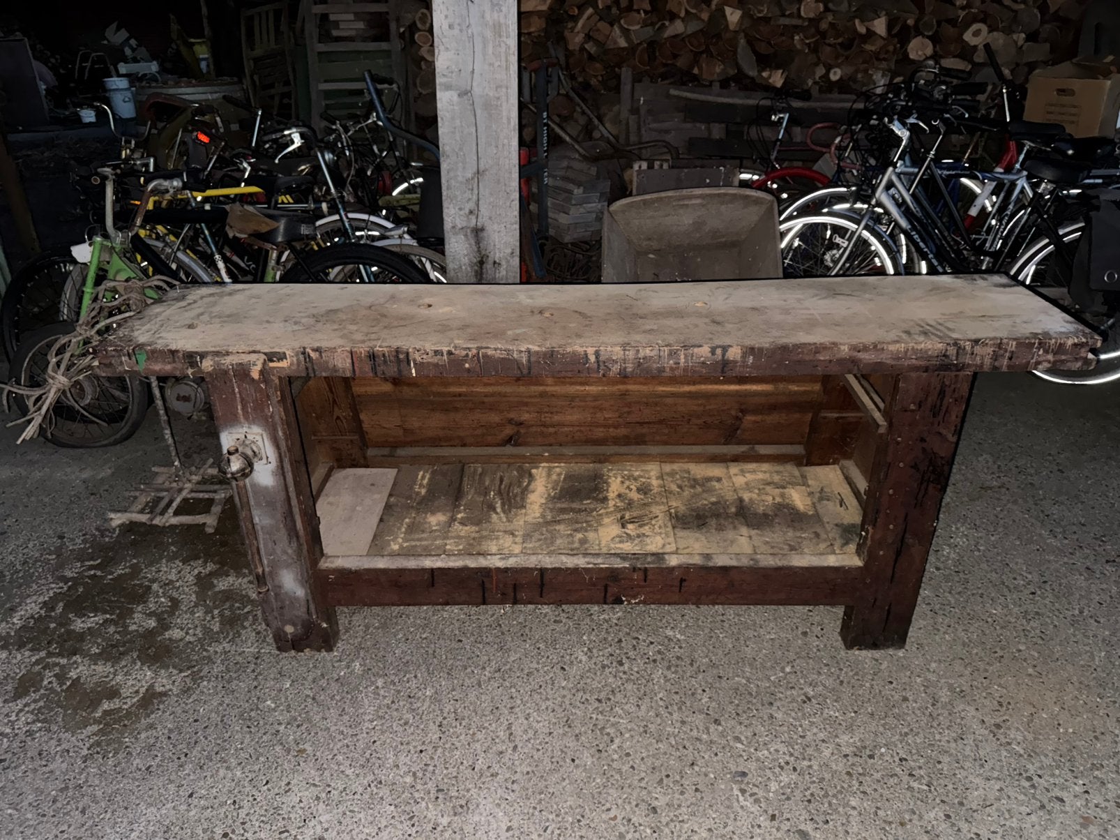 Oude werkbanken, Enlèvement, Comme neuf