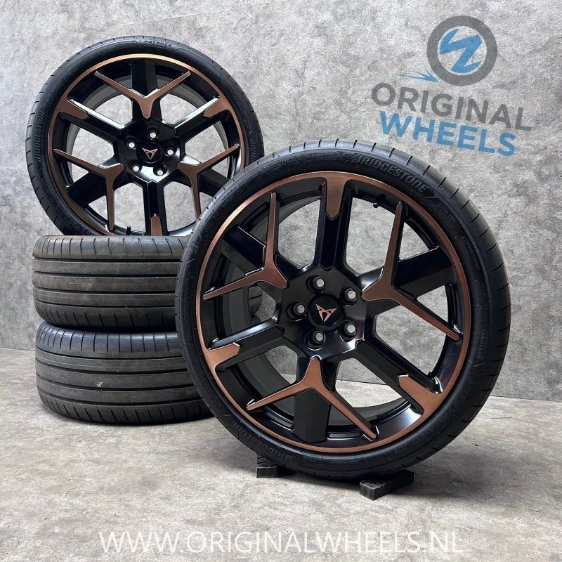 19 inch originele velgen + zomerbanden Cupra Leon 5FA601025A, Auto-onderdelen, 19 inch, Gebruikt, -, -