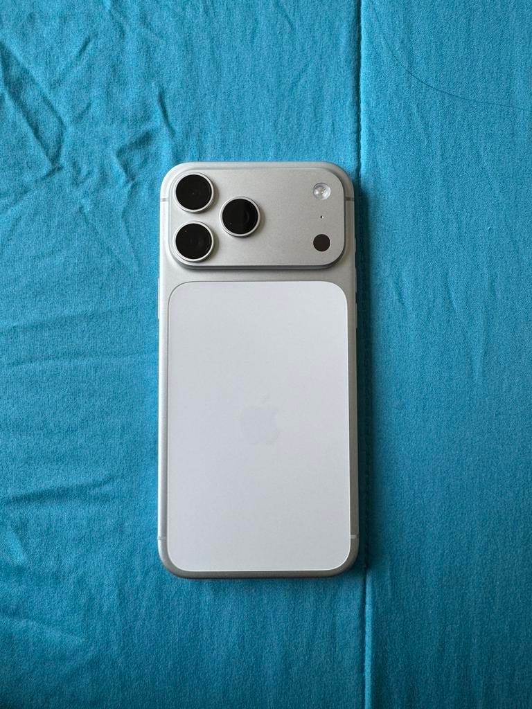 iPhone 17 ProMax 256 GB, Telecommunicatie, Overige modellen, Zo goed als nieuw, Met simlock, Grijs