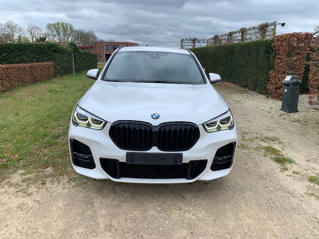 BMW X1 M-PACK ZEER MOOI, Auto's, BMW, Euro 6, Wit, Particulier, SUV of Terreinwagen