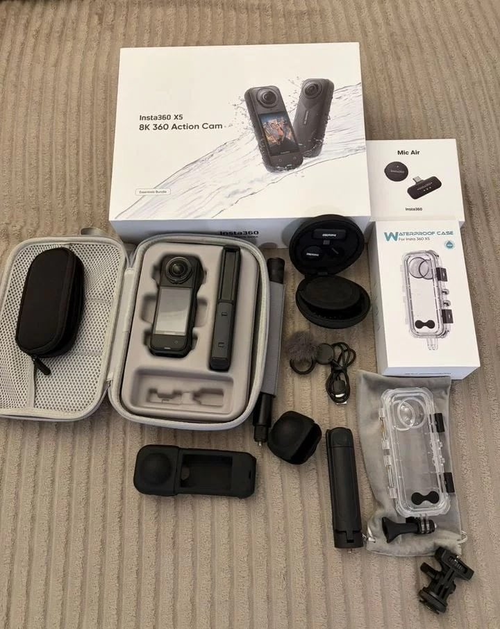 Insta360 X5 Essentials Bundle + accessoires, Audio, Tv en Foto, Ophalen of Verzenden, Zo goed als nieuw