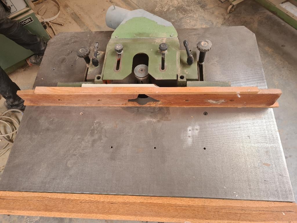 Topie / freesmachine, Ophalen