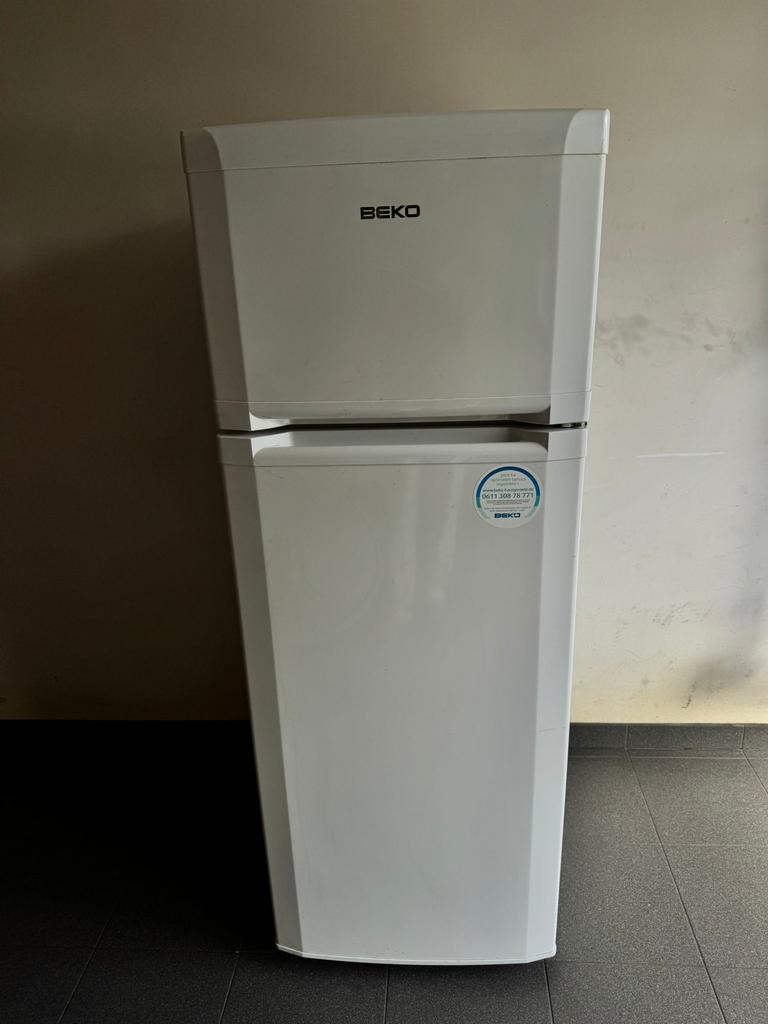 Beko koel+vrieskast in zeer goede staat., Ophalen, Zo goed als nieuw, Met vriesvak