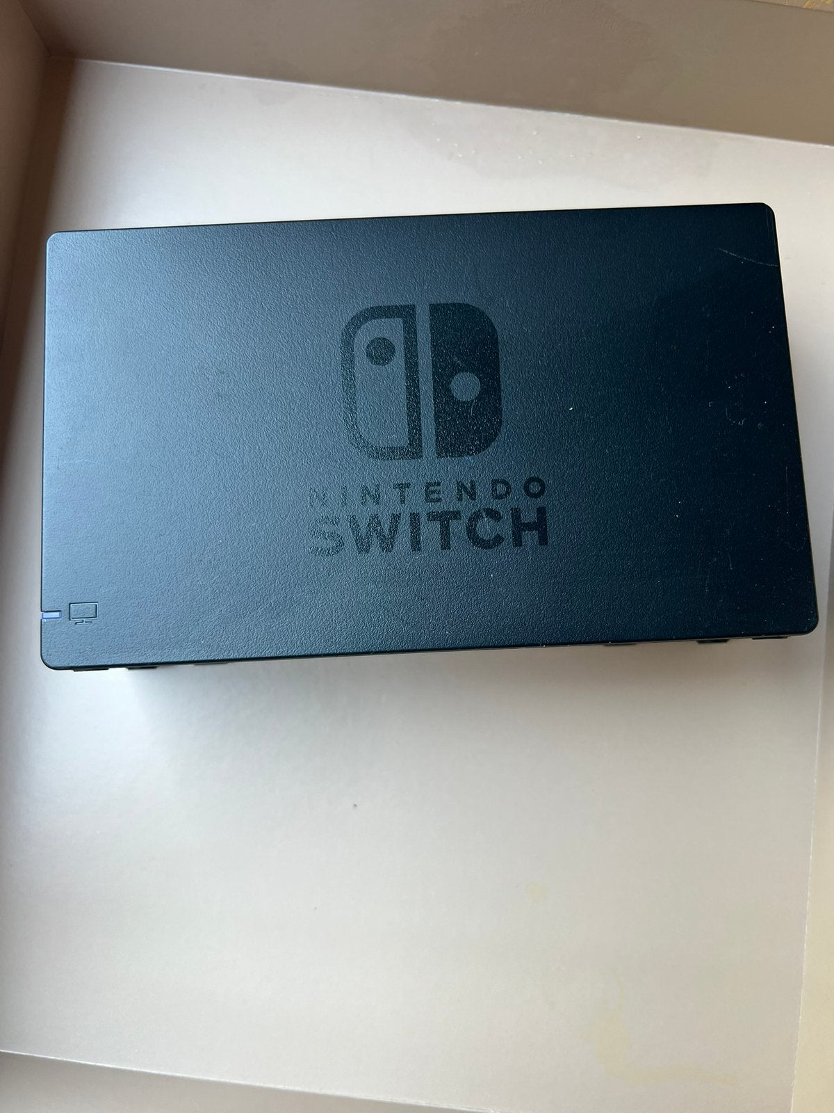 Dock charge Nintendo Switch, Games en Spelcomputers, Spelcomputers | Nintendo Consoles | Accessoires, Ophalen, Gebruikt