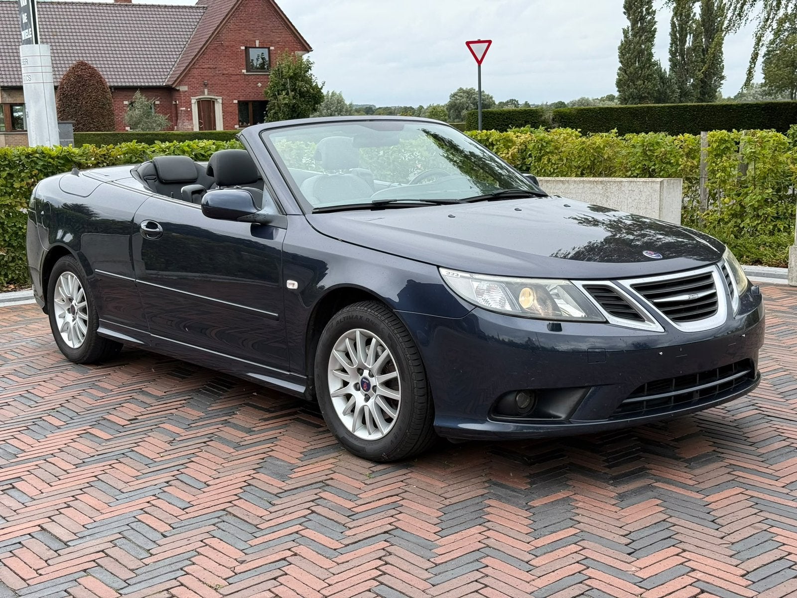 SAAB 9-3 CABRIO! /MOOIE UITVOERING! / 1.9 DIESEL! / GEKEURD!, Auto's, Voorwielaandrijving, Cabriolet, Blauw, Leder