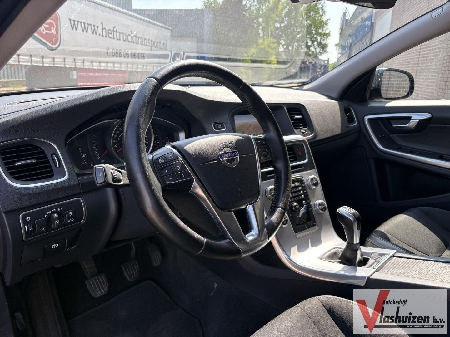 Volvo V60 Cross Country 2.0 D4 Polar+ | Climate | Cruise | N, Auto's, Zwart, Bruin, Navigatiesysteem, 111 g/km