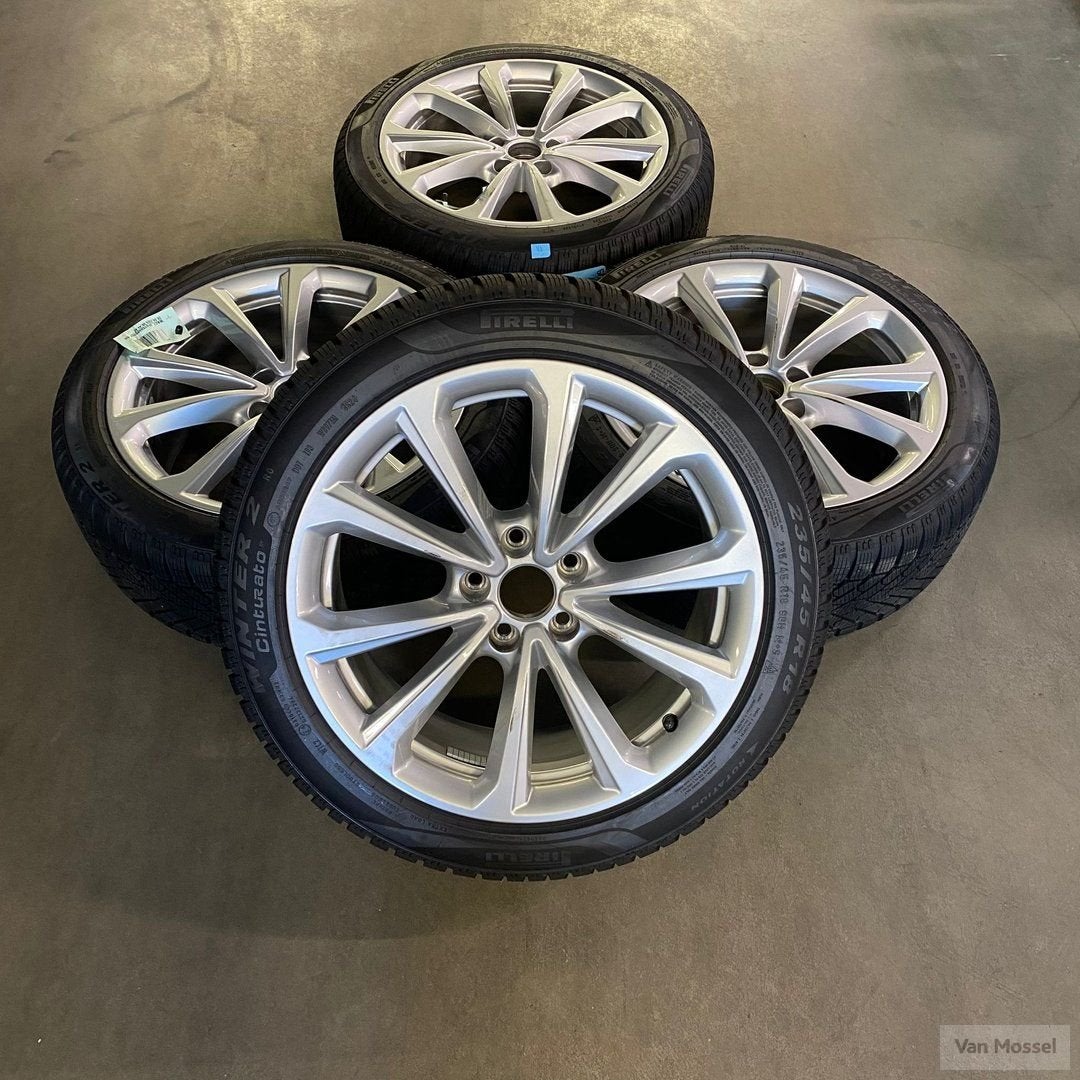 Audi A5 Avant Pirelli Winter 2 Cinturato 235/45/R18 98H, Pneus et Jantes, Pneus hiver, Véhicule de tourisme, -