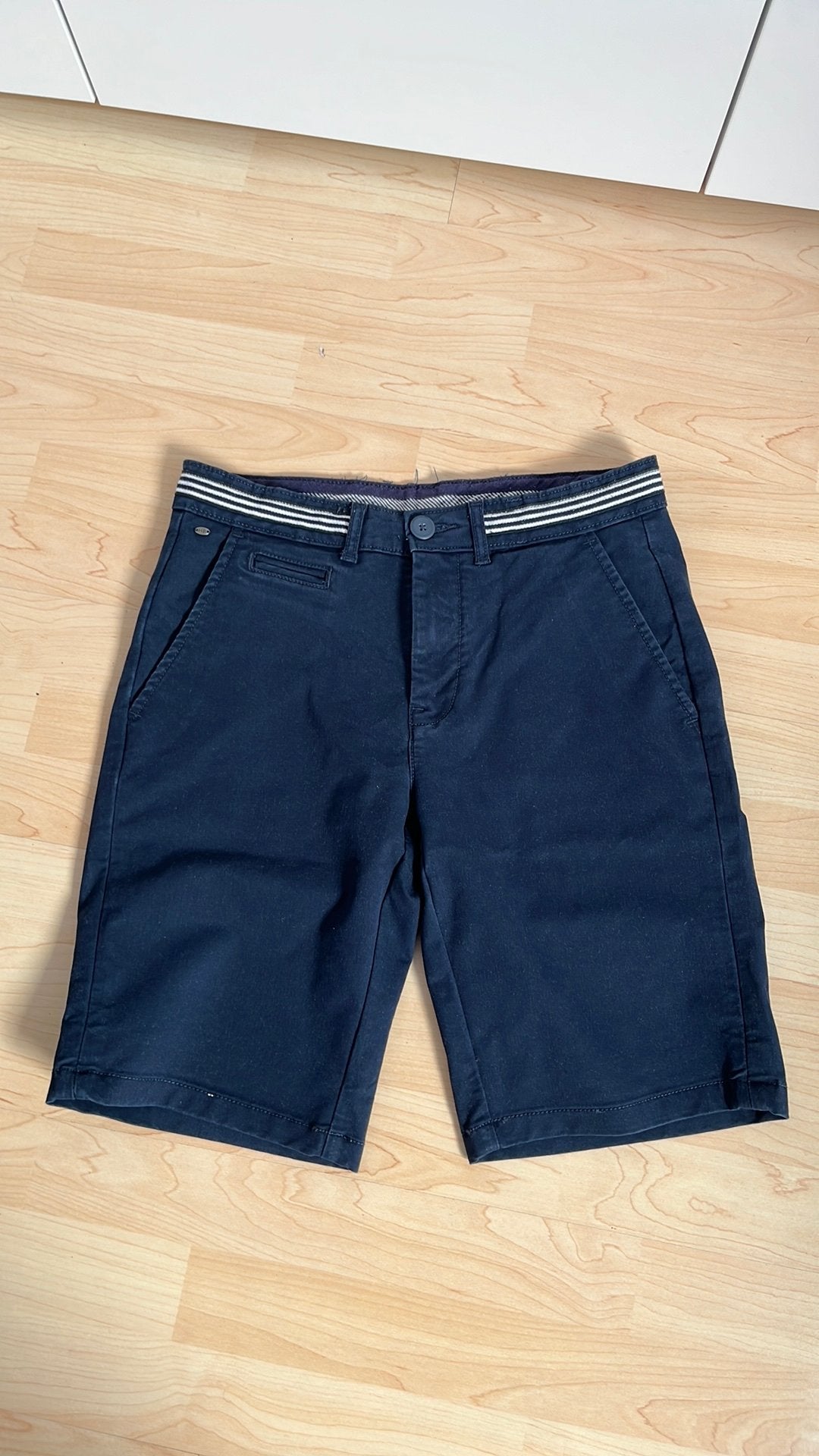 Short Hampton Bays maat 29, Enlèvement ou Envoi, Comme neuf, Taille 46 (S) ou plus petite, Bleu