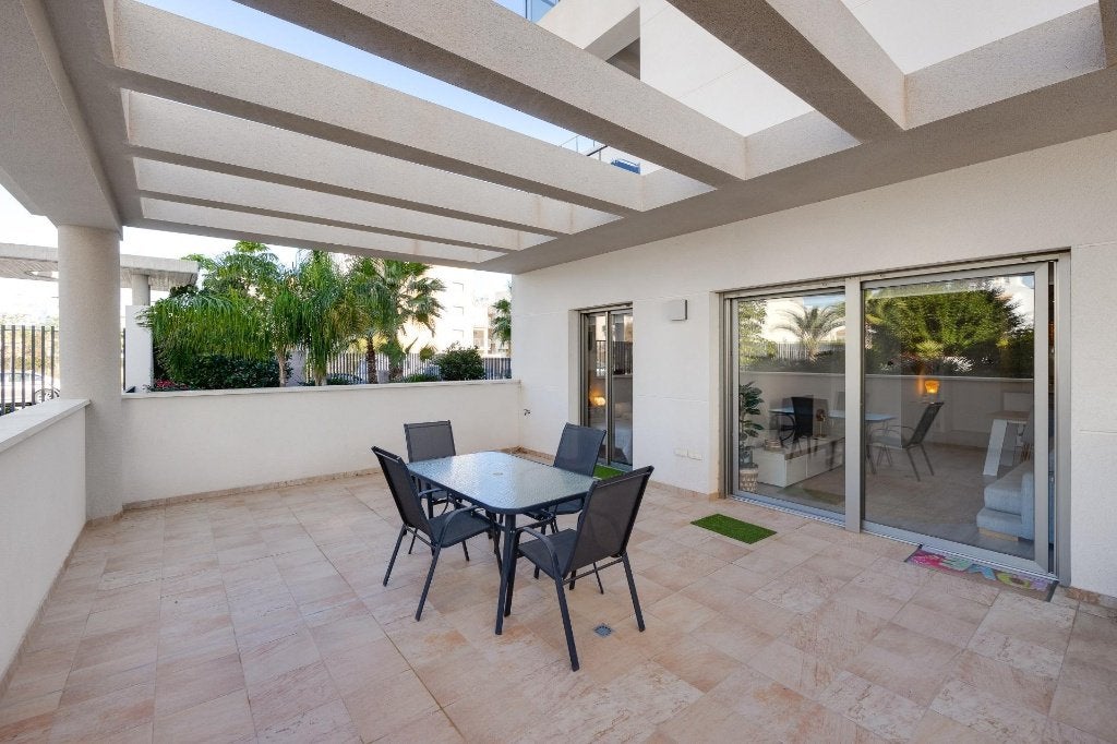 Magnifique appartement, piscine et garage à Orihuela Costa, Immo, Orihuela Costa, 79 m², Ville, 2 pièces