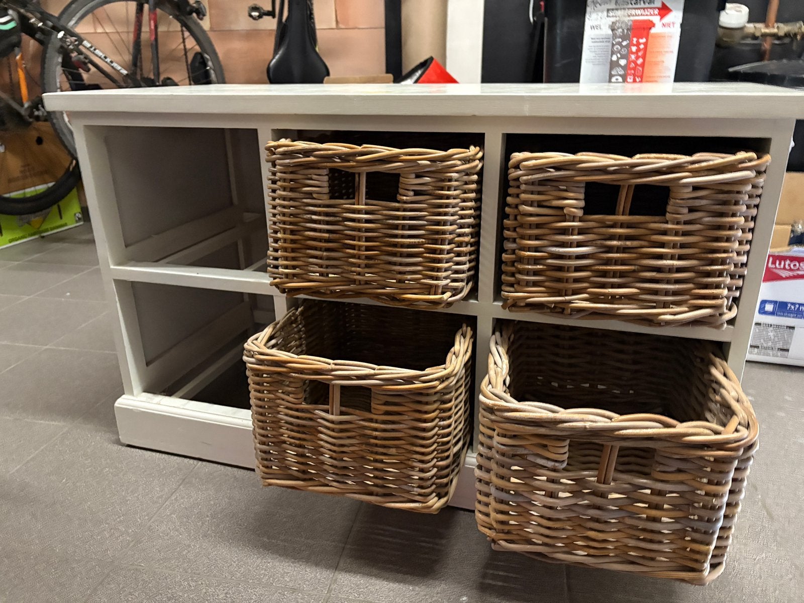Voorraadkast, Huis en Inrichting, Ophalen, Zo goed als nieuw