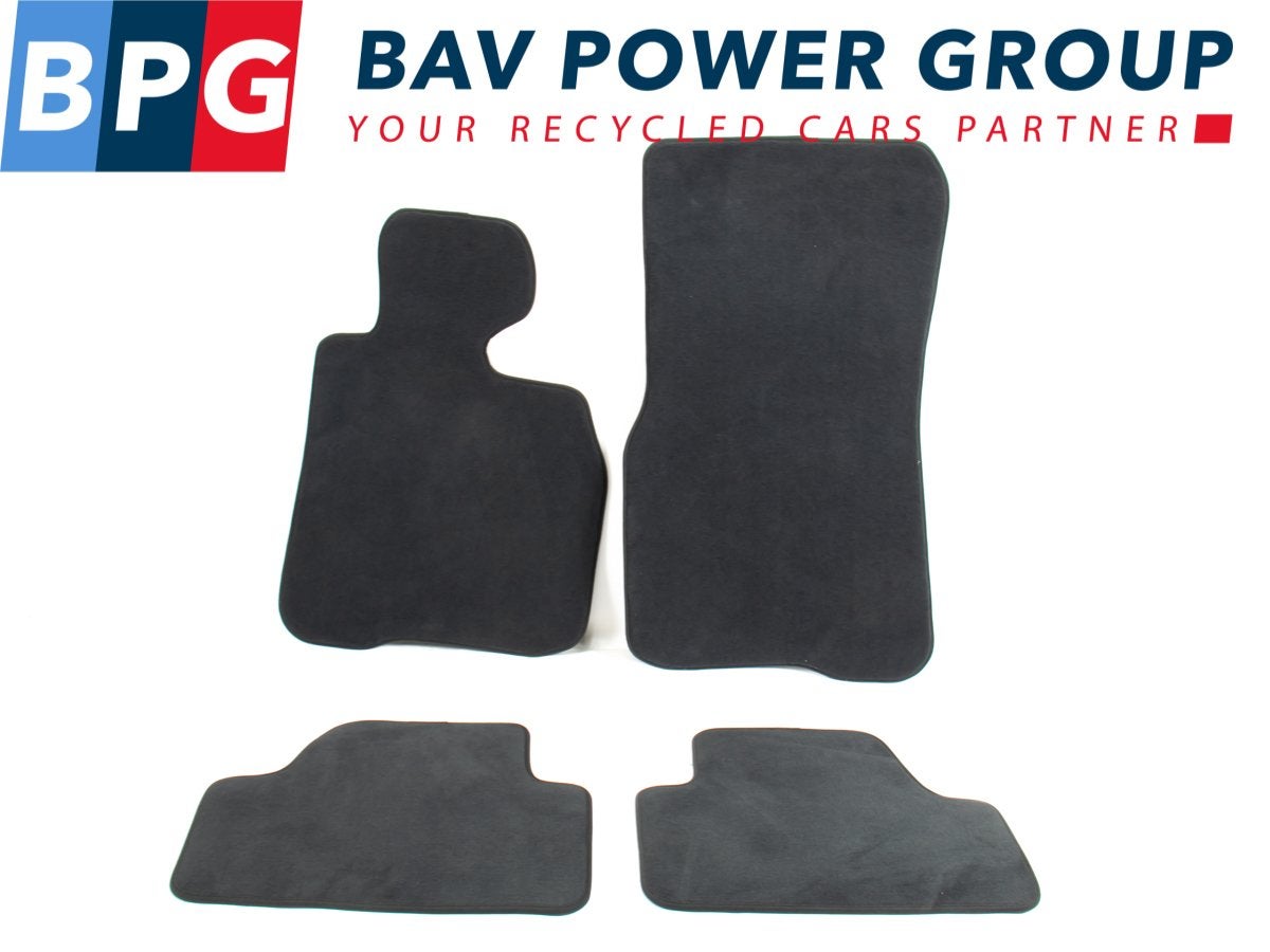 TAPIS BMW 4 serie (F33) (01-2013/02-2021), Utilisé, BMW, Petuelring 130
80809  München, DE, Bayerische Motoren Werke AG