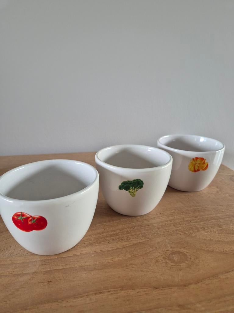 Serveerpotjes met groentenafbeelding, Ophalen