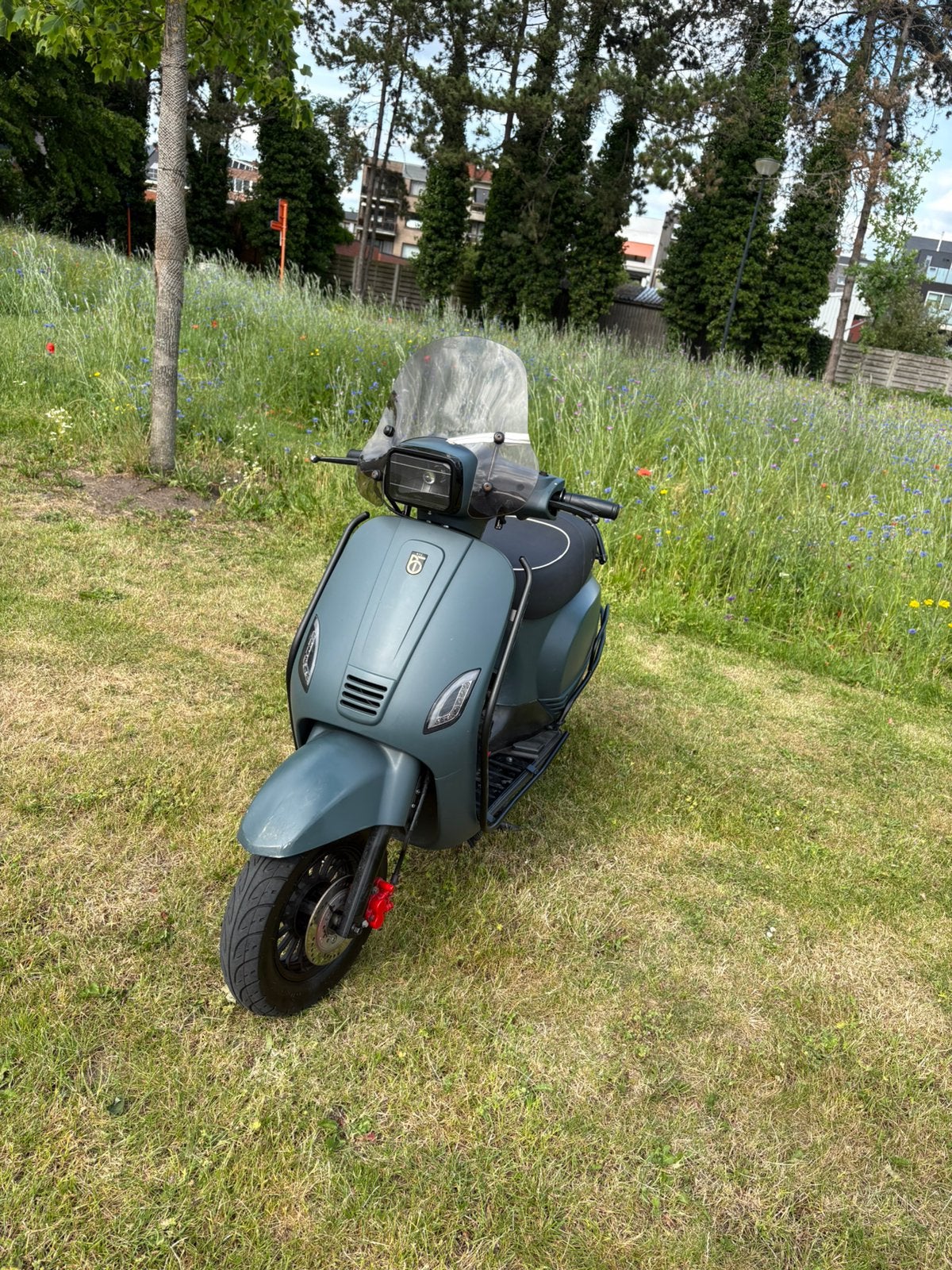 Btc riva 50 cc, Fietsen en Brommers, Ophalen of Verzenden, Zo goed als nieuw
