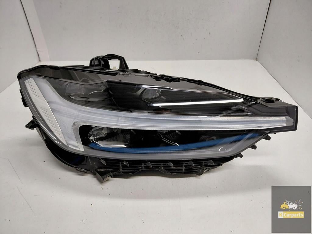 32342517, Volvo XC60 II Lift MID LED rechterlamp XC60, Auto-onderdelen, Gebruikt, Gunnar Engellaus vag 8
405 31  Gothenburg, SE