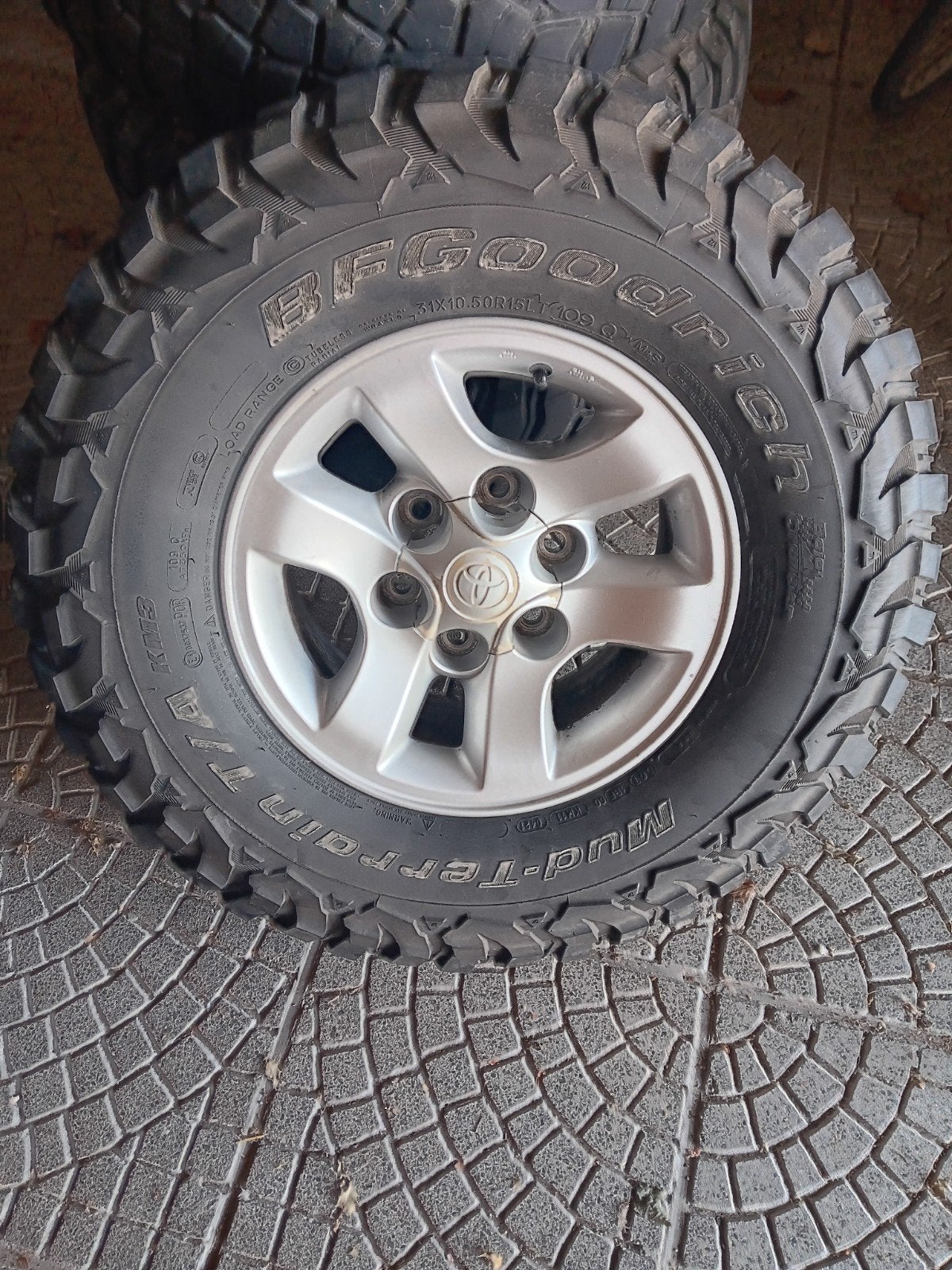 MUD terreinbanden 31x10.50 R15, Auto-onderdelen, Banden en Velgen, Ophalen, Band(en)