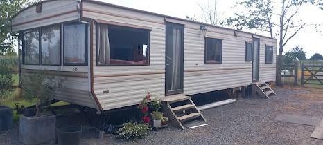 Stacaravan gebruikt tijdens verbouwingen., Tot en met 3