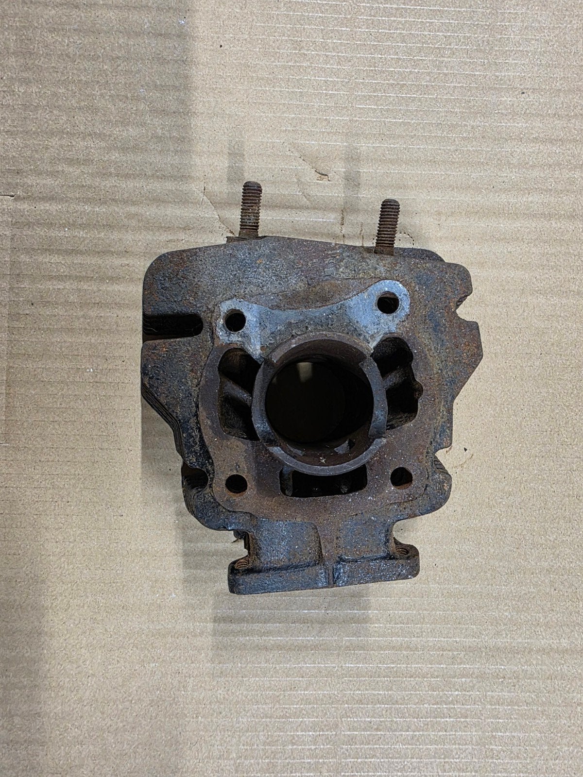 honda cilinder 50cc, Fietsen en Brommers, Ophalen of Verzenden, Gebruikt, Cilinder, Overige merken