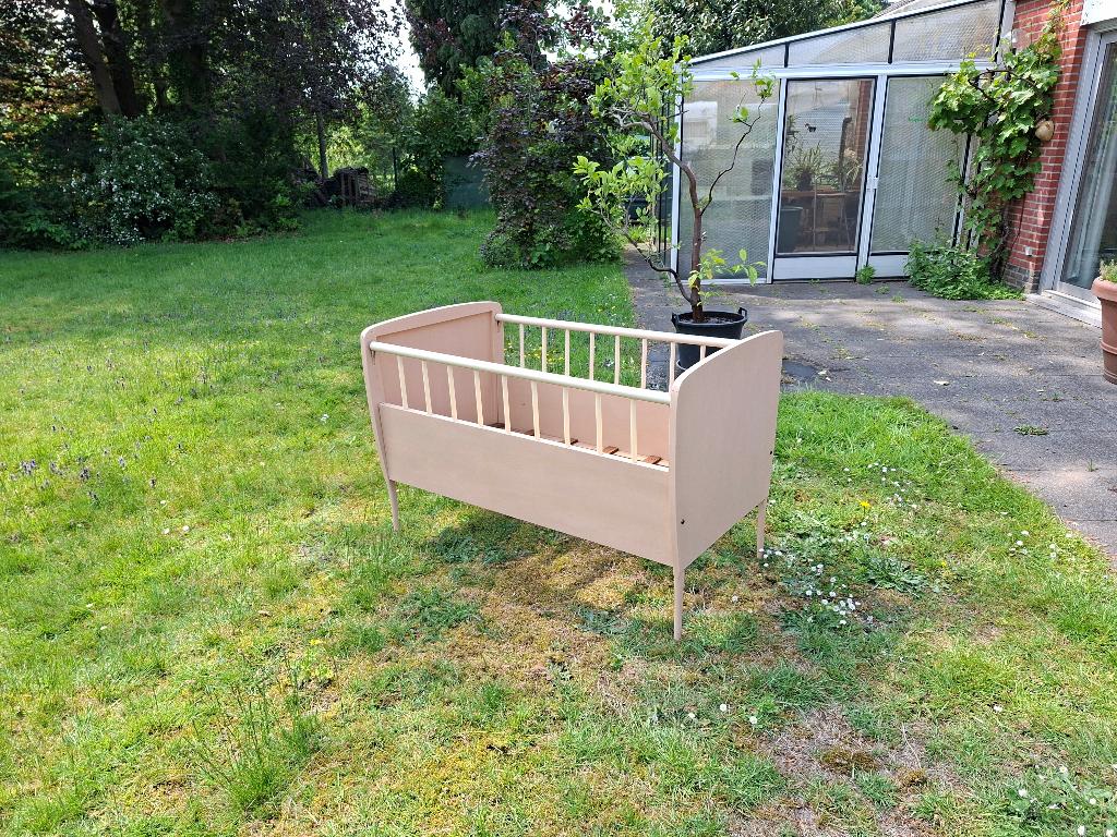 vintage retro babybedje of kinderbedje, Ophalen, Huis en Inrichting