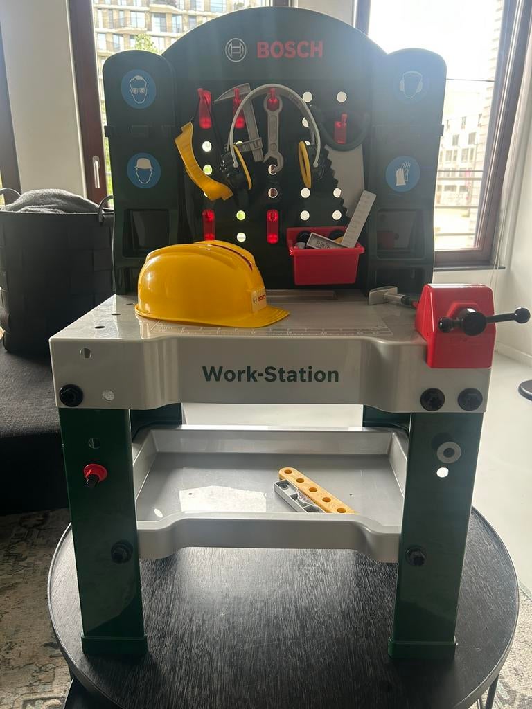 Bosch werkbank kind, Ophalen, Zo goed als nieuw