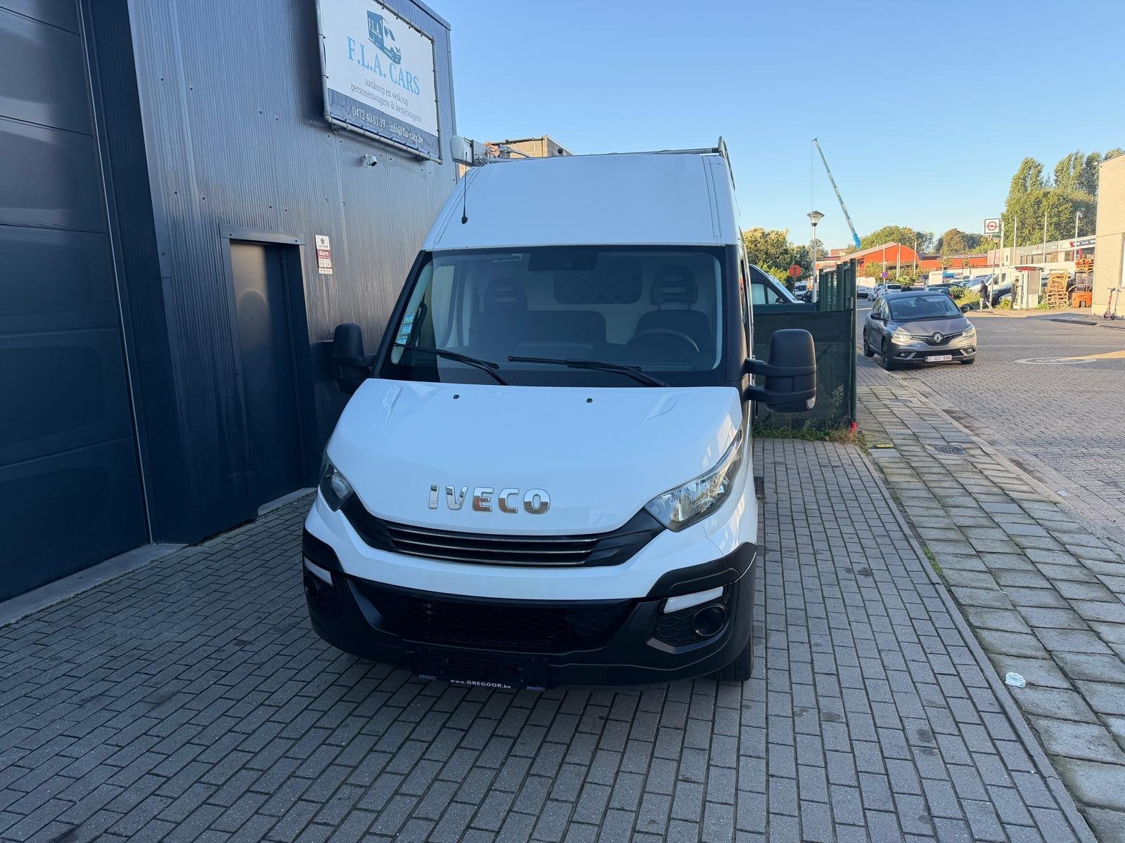 IVECO DAILY 35S12 AUTOMAAT 2.3HPI BJ2018 EURO6B AIRCO BAGAGE, Achat, 207 g/km, Euro 6, Entreprise