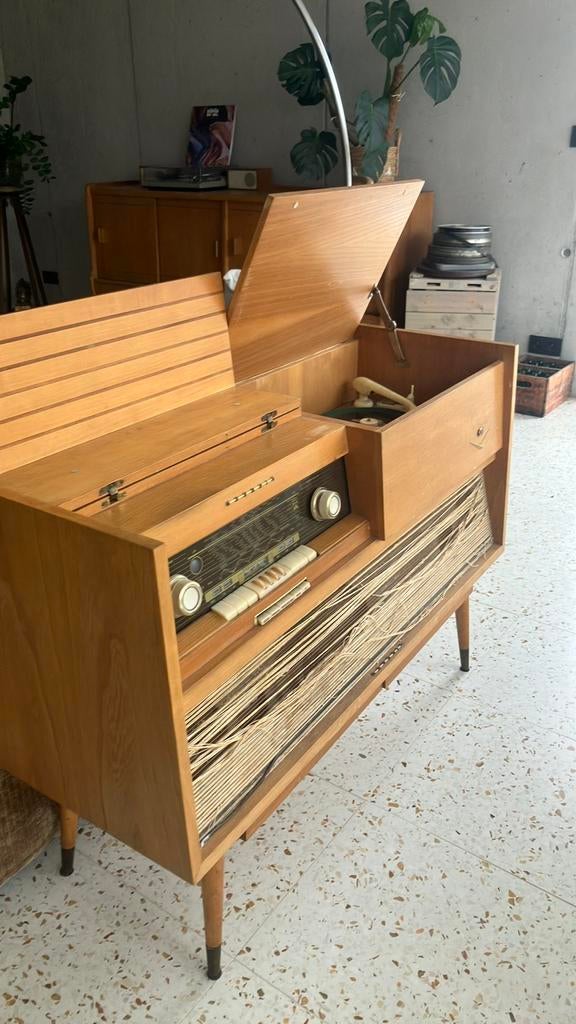 Grundig platenspeler/radio, Antiek en Kunst, Ophalen