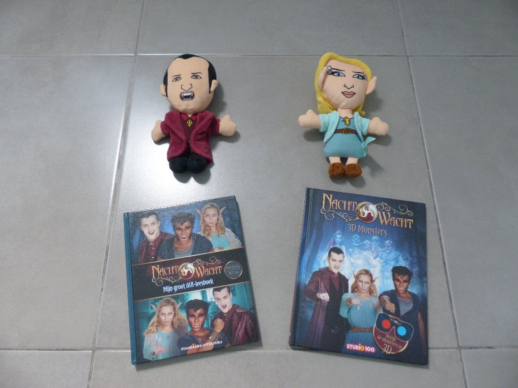 Leuk pakketje van De Nachtwacht: boekjes + knuffeltjes, Boeken, Ophalen of Verzenden, Zo goed als nieuw