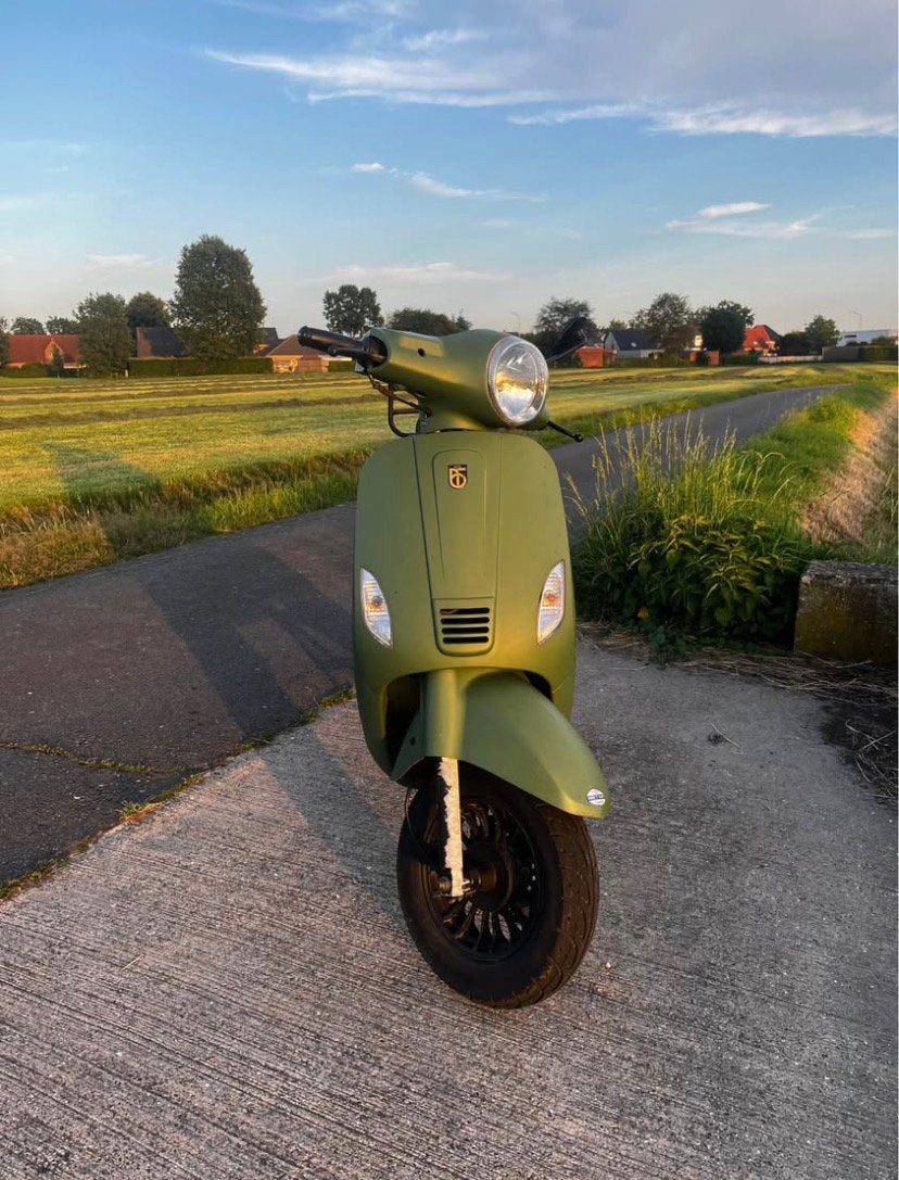 BTC RIVA A KLASS, Comme neuf, Enlèvement, Classe A (25 km/h), Essence
