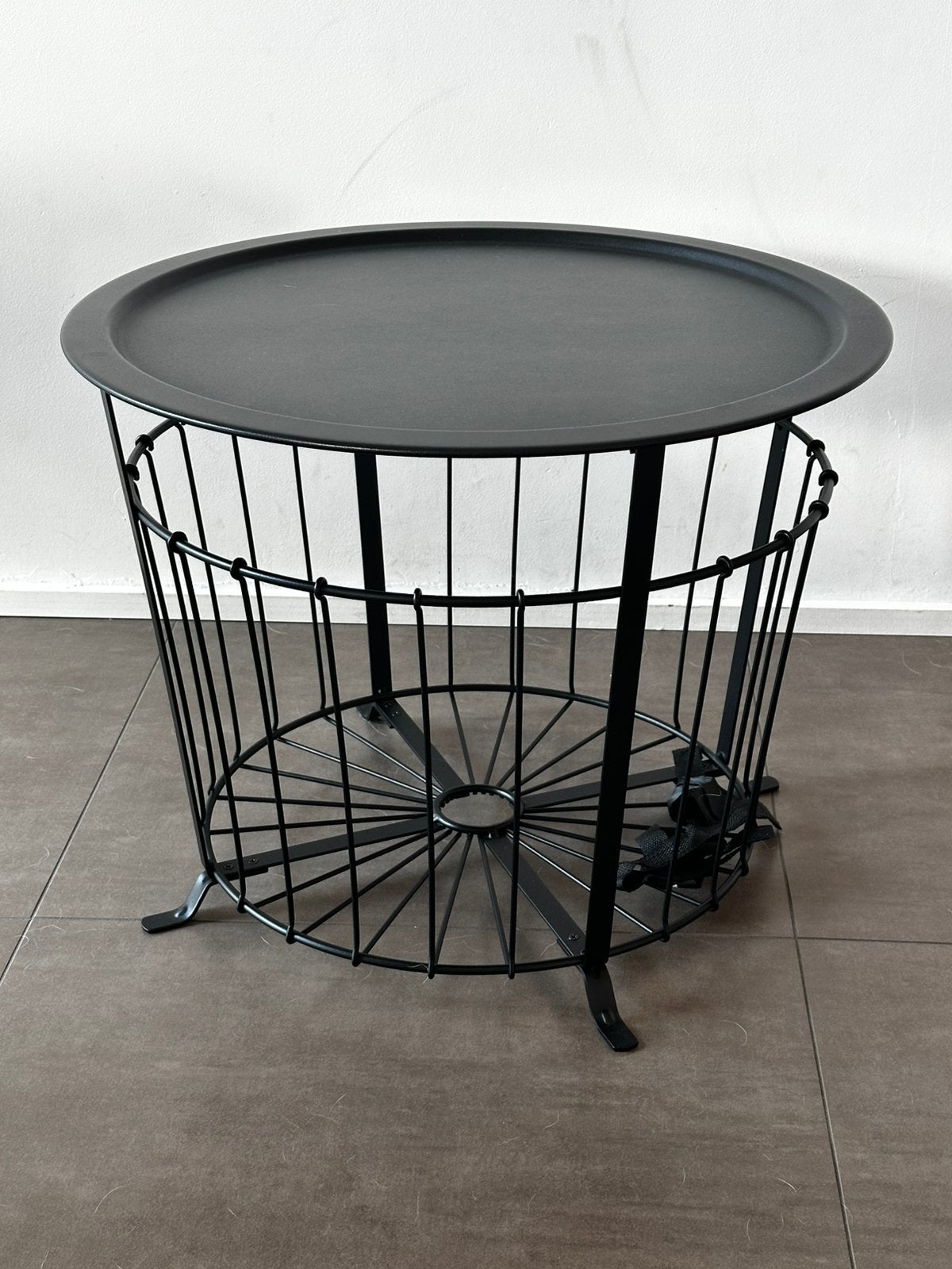 Zwarte metalen bijzettafel/salontafel, 55 à 75 cm, Rond, Enlèvement, Métal ou Aluminium