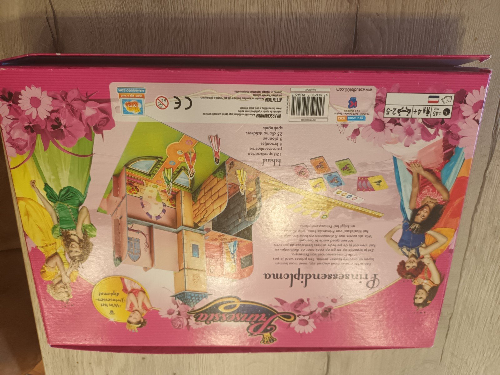 Spel Prinsessediploma, Hobby en Vrije tijd, Drie of vier spelers, Ophalen, Zo goed als nieuw, Studio 100