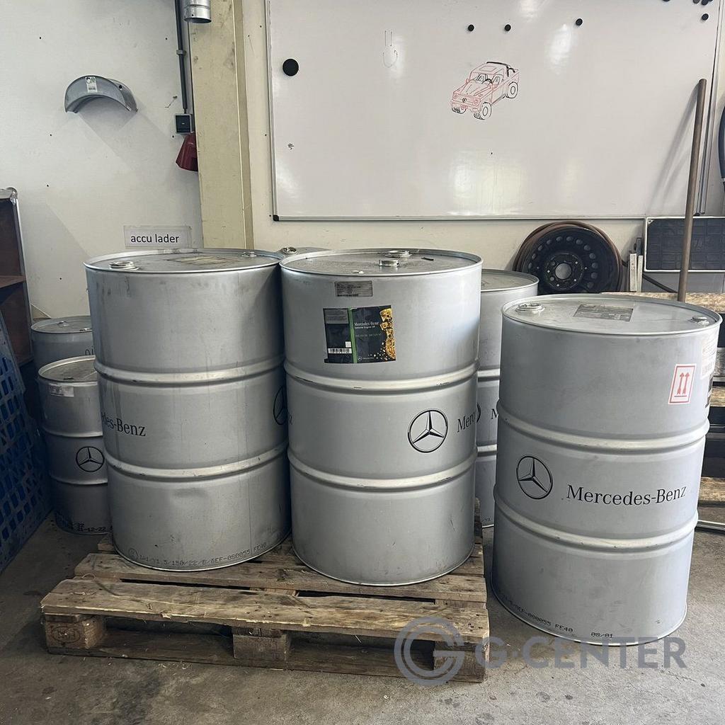 Originele Mercedes-Benz olievaten - Uniek met logo's - Diver, -, -, Enlèvement, Utilisé