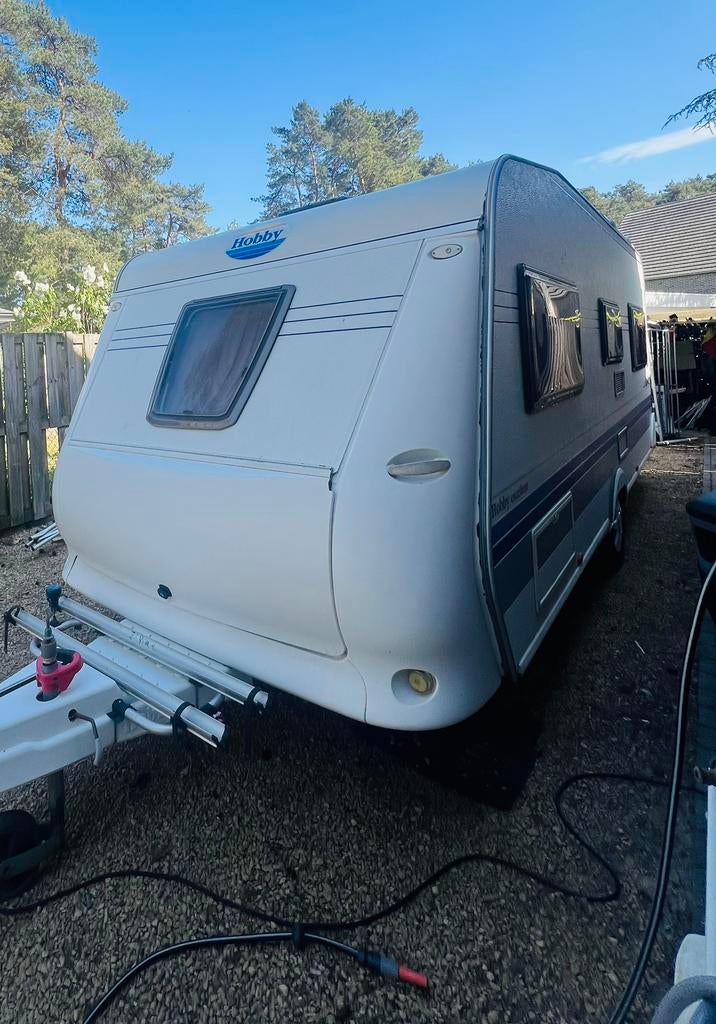 Hobby 540 Excellence - 2008, Caravanes & Camping, Caravanes, Particulier, Banquette en rond, Hobby, Grand lit, Mover, Enlèvement