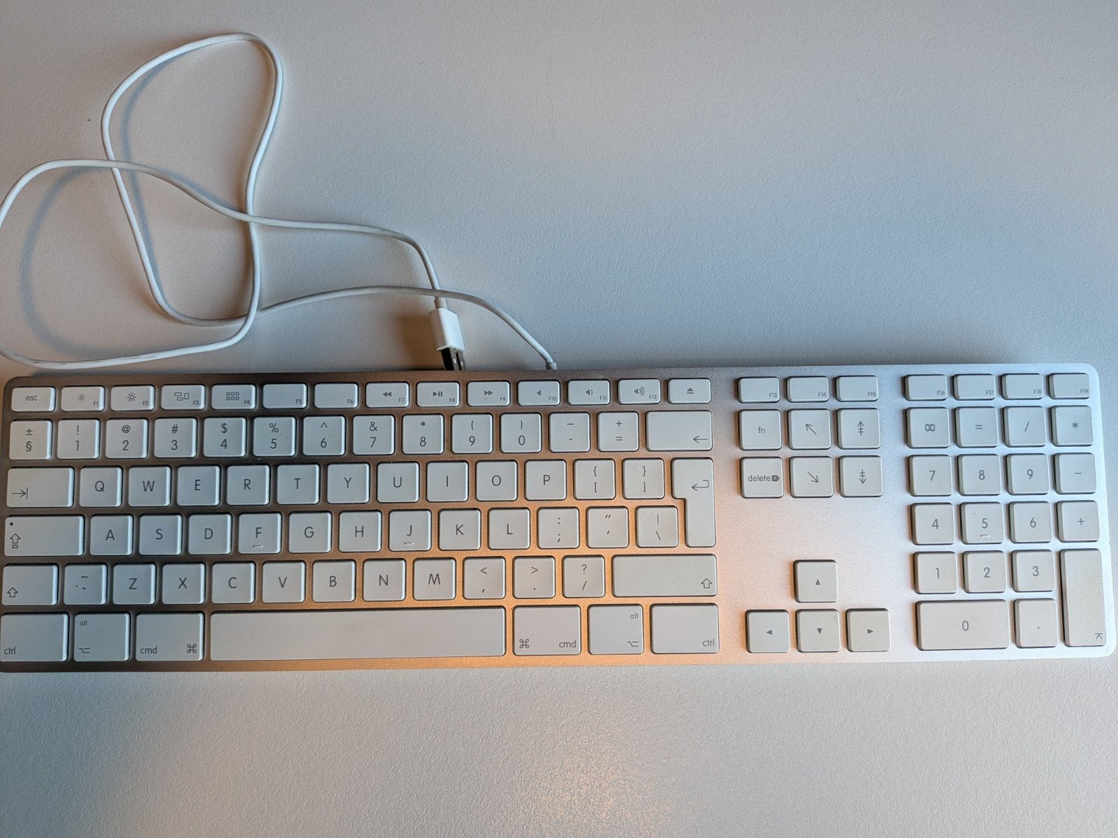 Apple Magic Keyboard Qwerty, Ophalen, Zo goed als nieuw, Qwerty, Apple