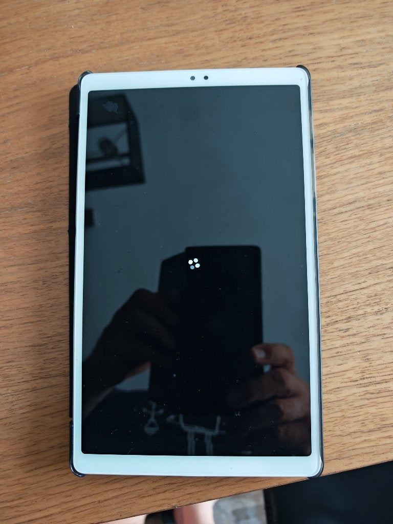 Samsung tab A7 (sm-t220) - 32Gb/3Gb- SPIGEN case- 9 inch, 9 inch, 32 GB, Ophalen of Verzenden, Zo goed als nieuw