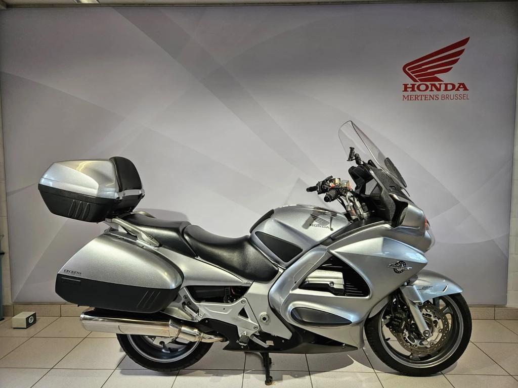 Honda ST1300 Pan European (année de construction 2004), Motos, Motos | Honda, Entreprise, Plus de 35 kW, 1300 cm³, Autre