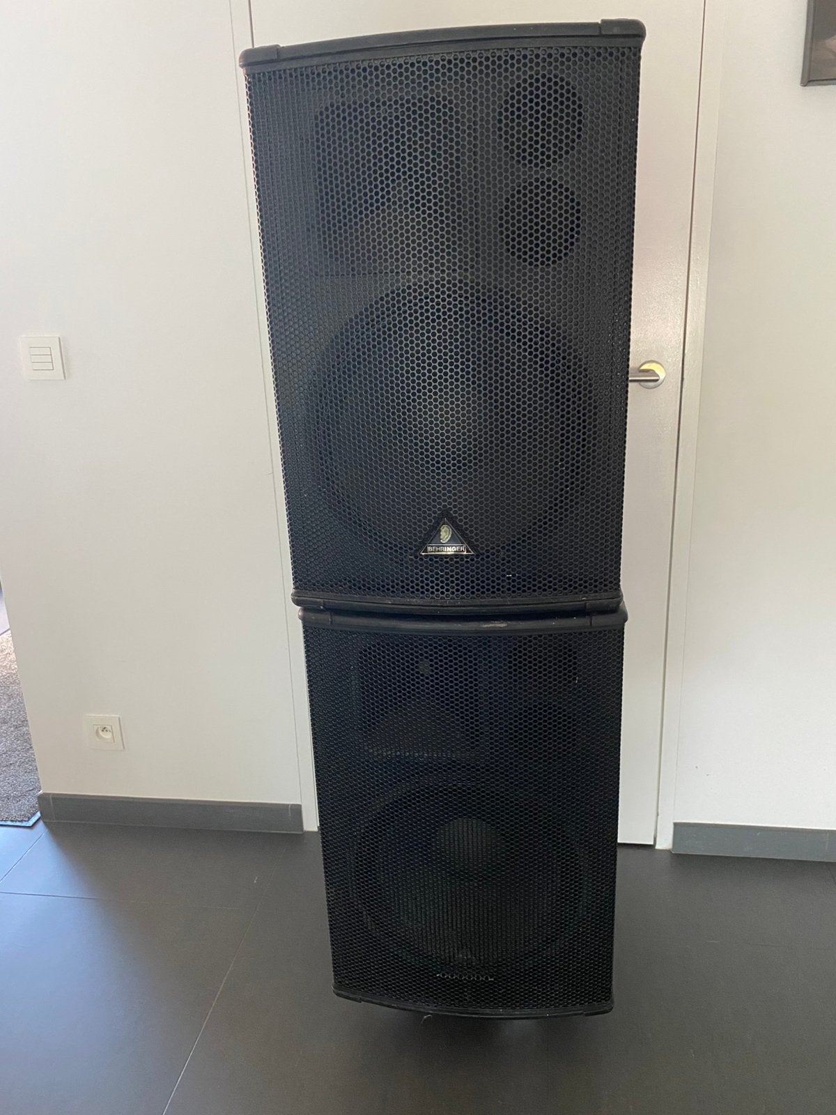 2x speakers Behringer, Ophalen, Zo goed als nieuw
