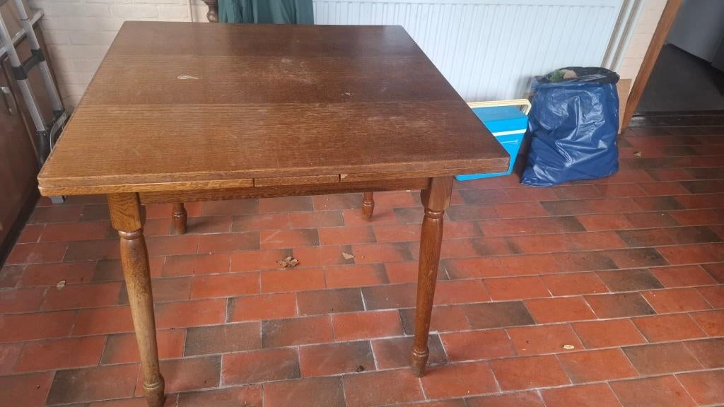 Retro houten degelijke stoelen en tafel, Huis en Inrichting, Ophalen, Gebruikt, Bruin, Hout