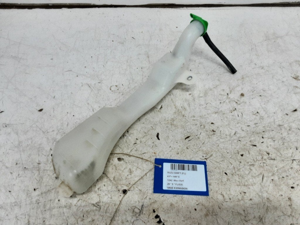 VASE D'EXPANSION Suzuki Swift (ZC / ZD) (01-2017/-), Suzuki-Allee 7
64625  Bensheim, DE, Suzuki Deutschland GmbH, Kontakt@suzuki.de