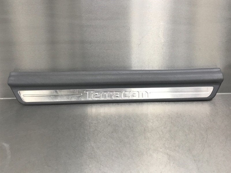 DIVERS Voorinstap links Hyundai Terracan (|84260H1002|), Utilisé, Hyundai