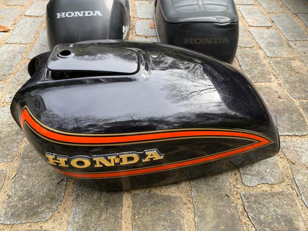 Honda CB550 four benzinetank/voorvork/carburat/zadel/ kickst, Motos, Enlèvement, Utilisé