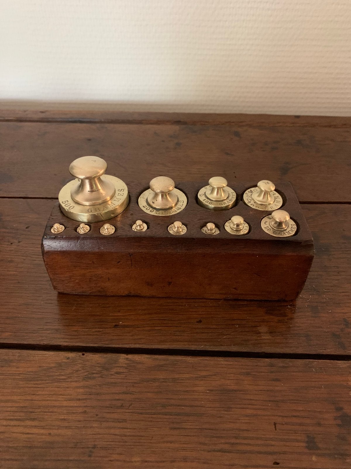 Complete gewicht doos ! 15,5x6,6x5 cm hoog, Ophalen of Verzenden